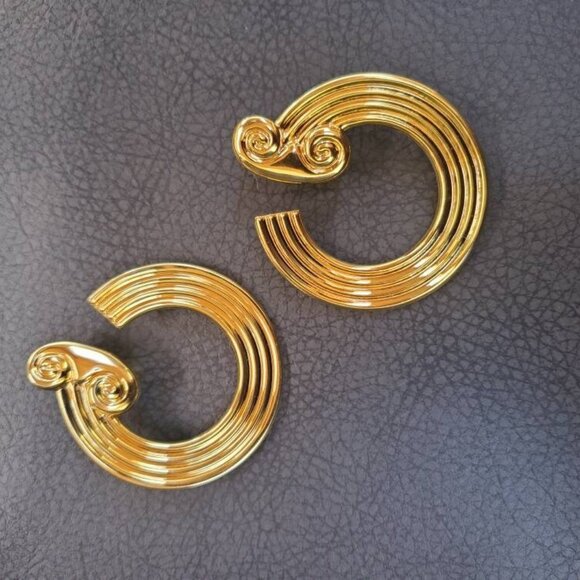 Large Vintage Parklane Goldtone Art Deco Statement Clip-on Earrings - Picture 6 of 10